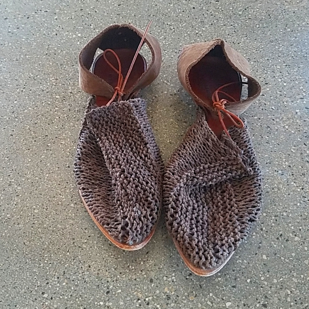 Vintage cydwoq, size 39, knitted brown leather.